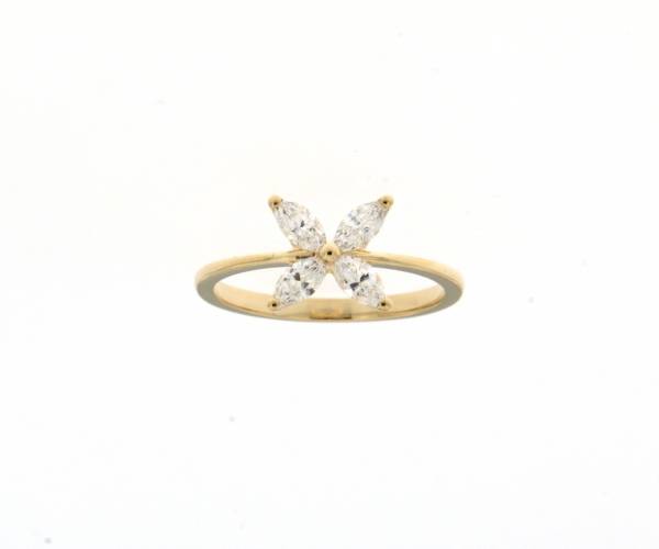 Ring aus Gelbgold750/18 ct. mit 4 Diamanten im Marquise-Schliff 0,430 ct.