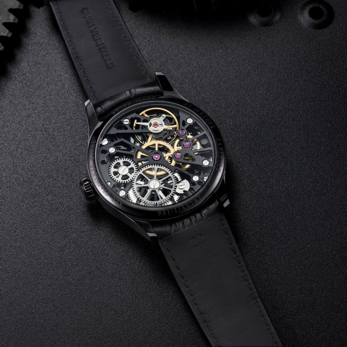 Montre Aerowatch Renaissance Squelette Wheel noir 43mm.